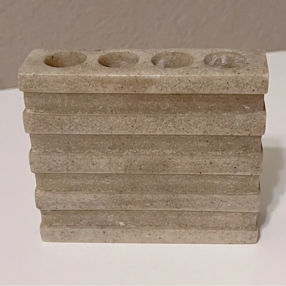 Beige Stone Toothbrush Holder NWOT